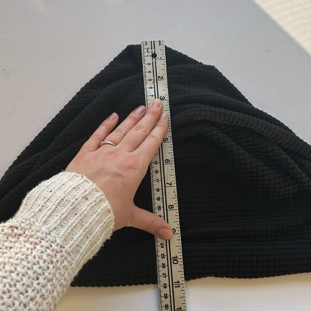 Mountain Ridge Black Textured Fleece Cowl Scarf Crossover Snood - Picture 5 of 7